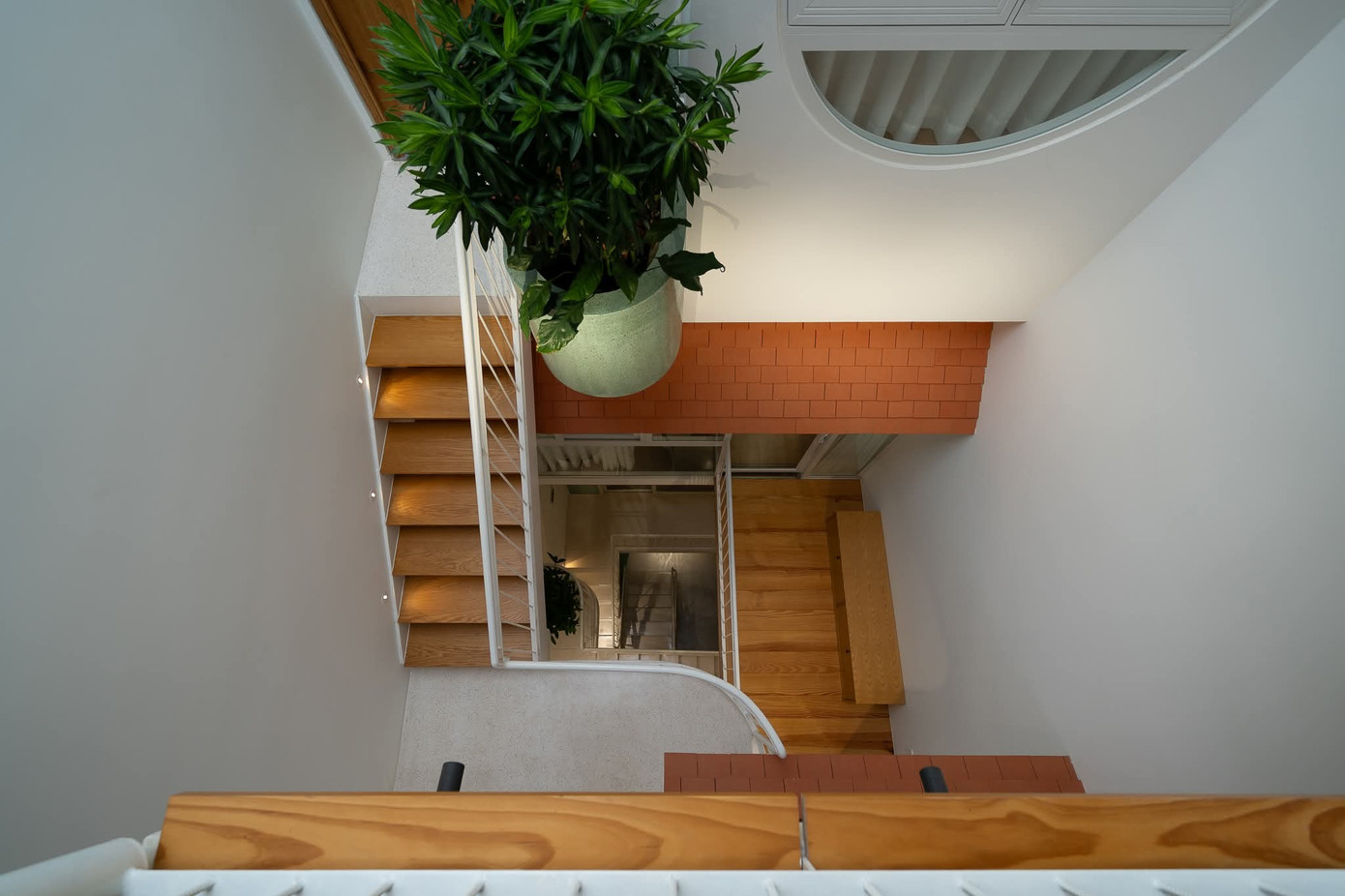 Ngôi nhà sum vầy ba thế hệ giữa ánh sáng và không gian mở- Ảnh 11.