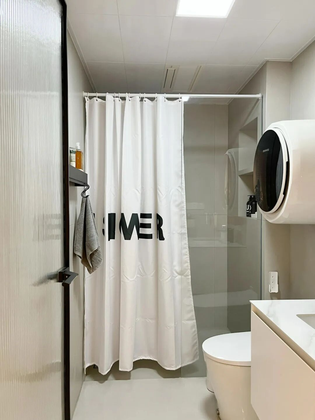 Giới trẻ trang trí nhà “ngược đời” nhưng cực thông minh: Toàn ý tưởng tưởng kỳ quặc mà sống rồi mới thấy đúng quá!- Ảnh 4.