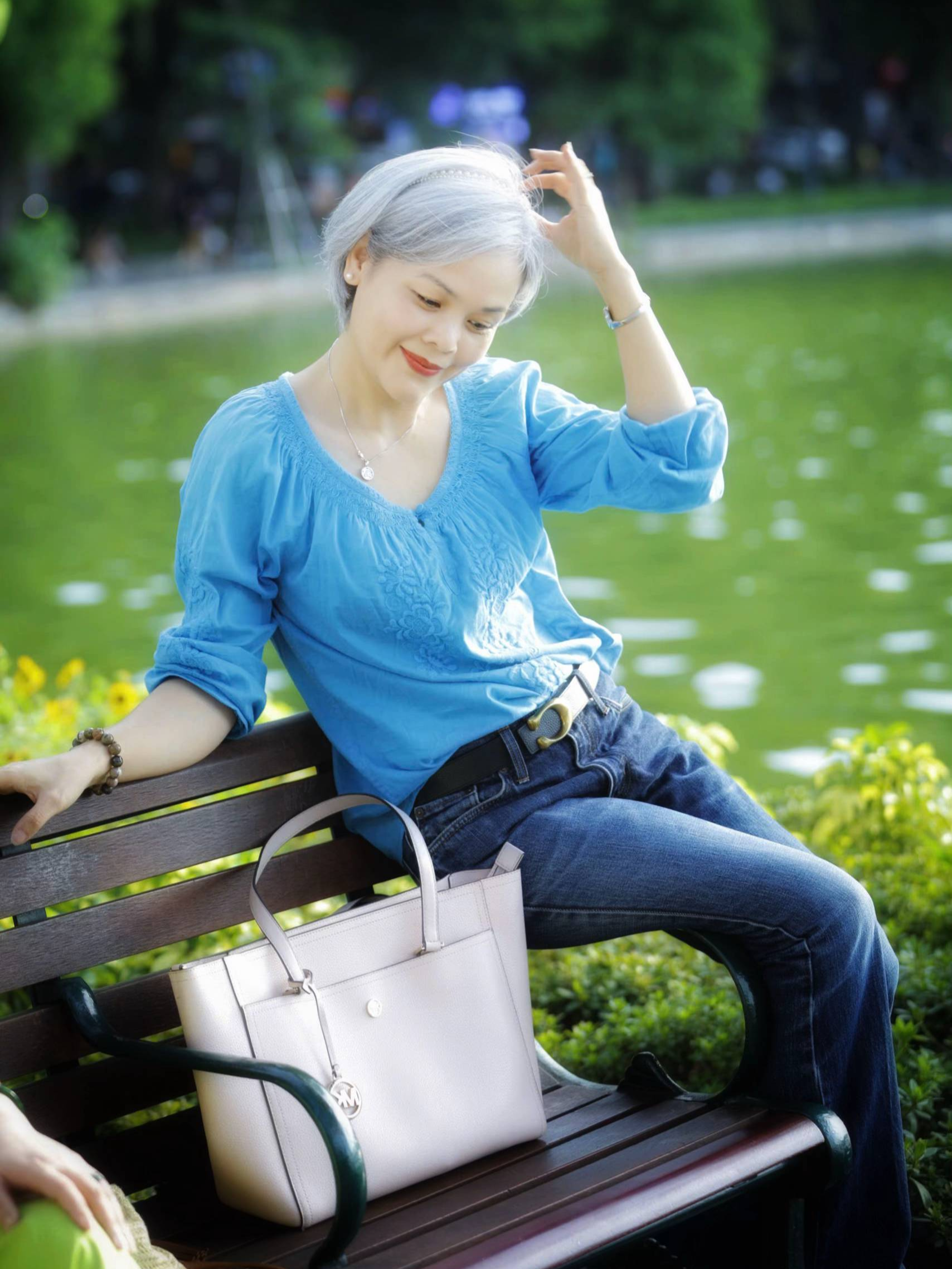 Tìm ra hội chơi tóc bạc khét nhất thủ đô, đỉnh nhất là một  Tìm ra hội chơi tóc bạc khét nhất thủ đô, đỉnh nhất là một