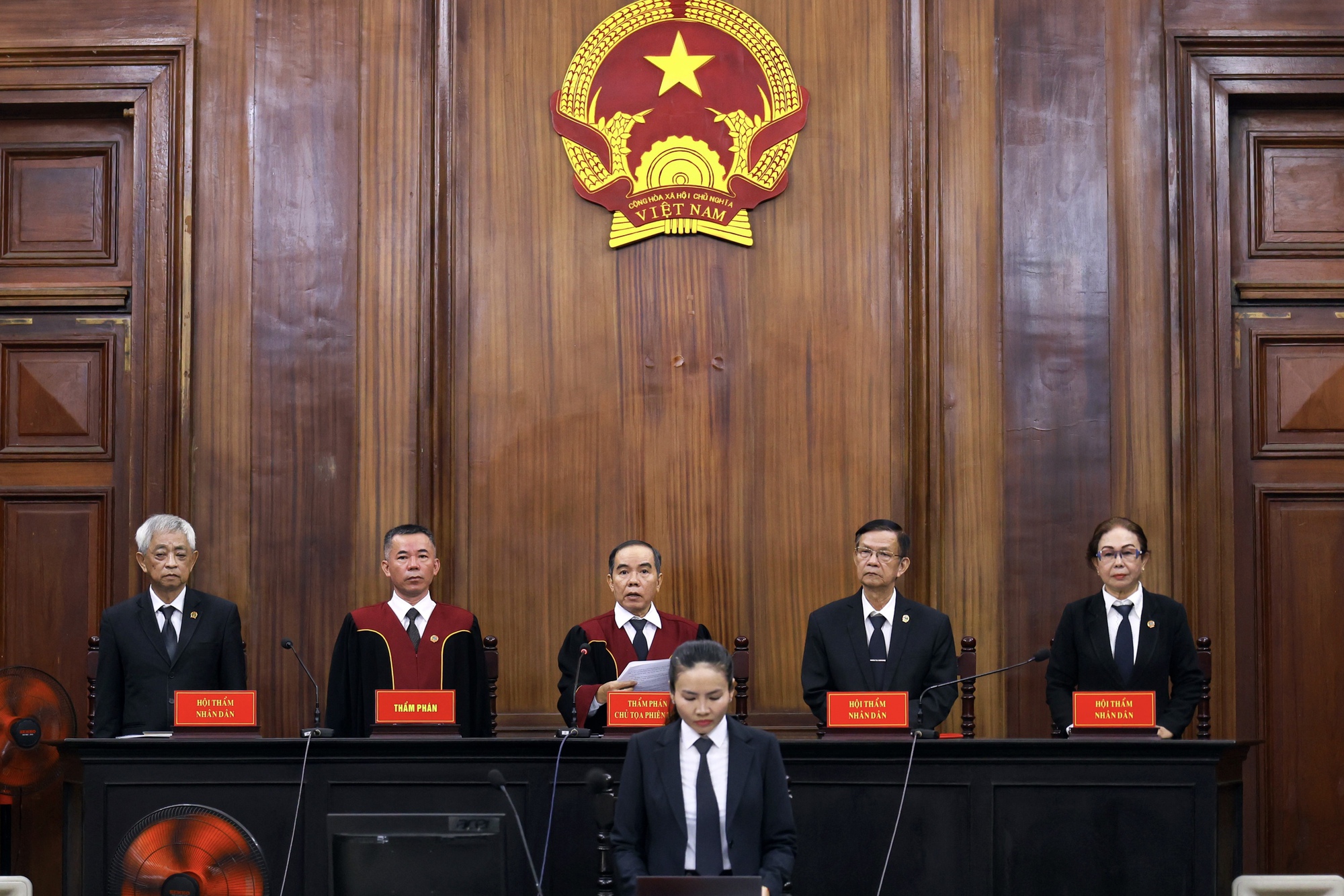 Hành trình thất thoát hơn 215 tỉ đồng ở khu đất vàng Bến Vân Đồn- Ảnh 1. Hành trình thất thoát hơn 215 tỉ đồng ở khu đất vàng Bến Vân Đồn- Ảnh 1.