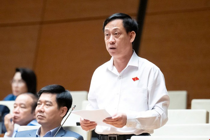 Đại biểu Quốc hội đề nghị tăng lương cơ sở từ 1-1-2026- Ảnh 1. Đại biểu Quốc hội đề nghị tăng lương cơ sở từ 1-1-2026- Ảnh 1.