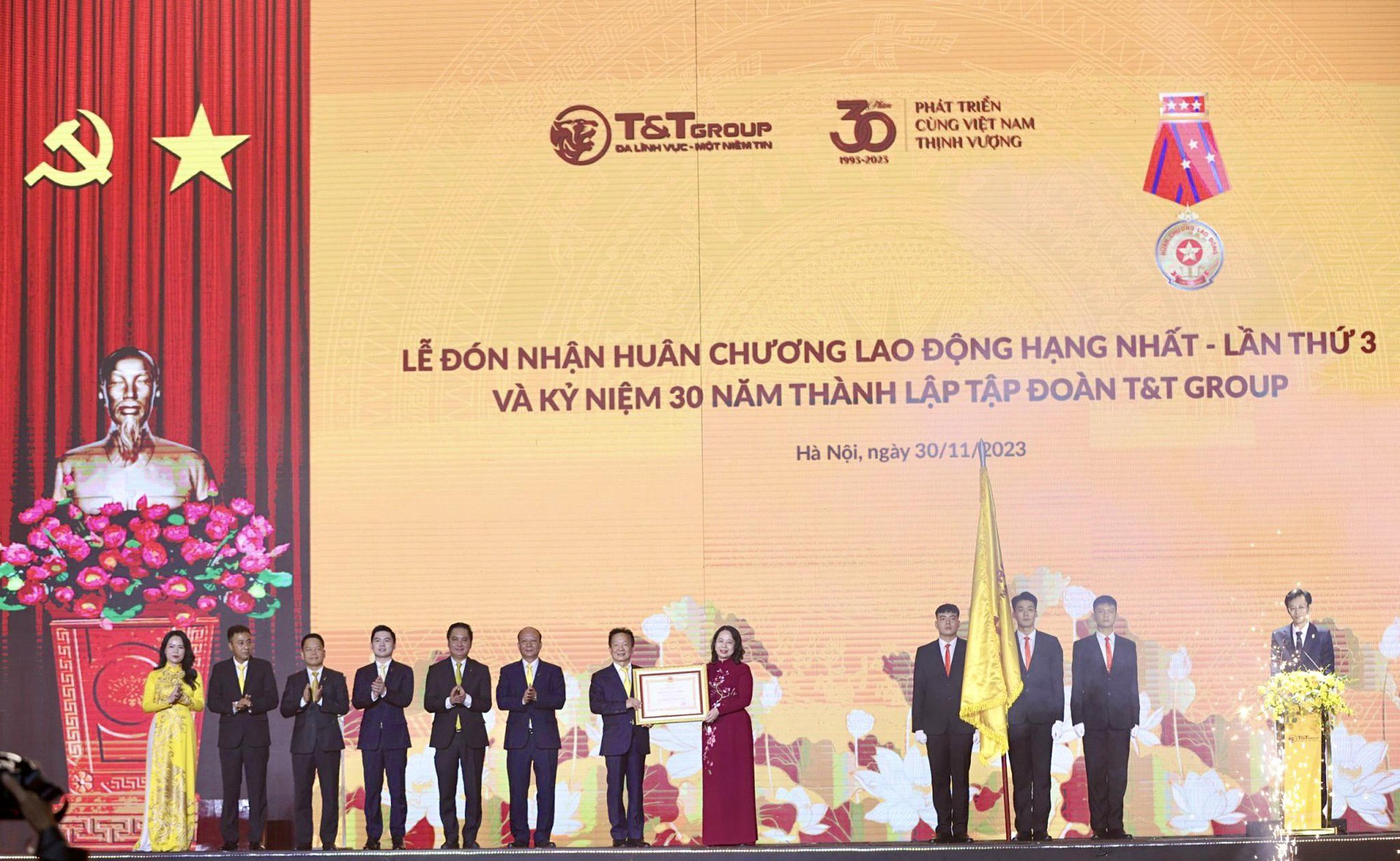 T&T Group được vinh danh Top 30 Tập đoàn đầu tư chiến lược Việt Nam- Ảnh 2. T&T Group được vinh danh Top 30 Tập đoàn đầu tư chiến lược Việt Nam- Ảnh 2.