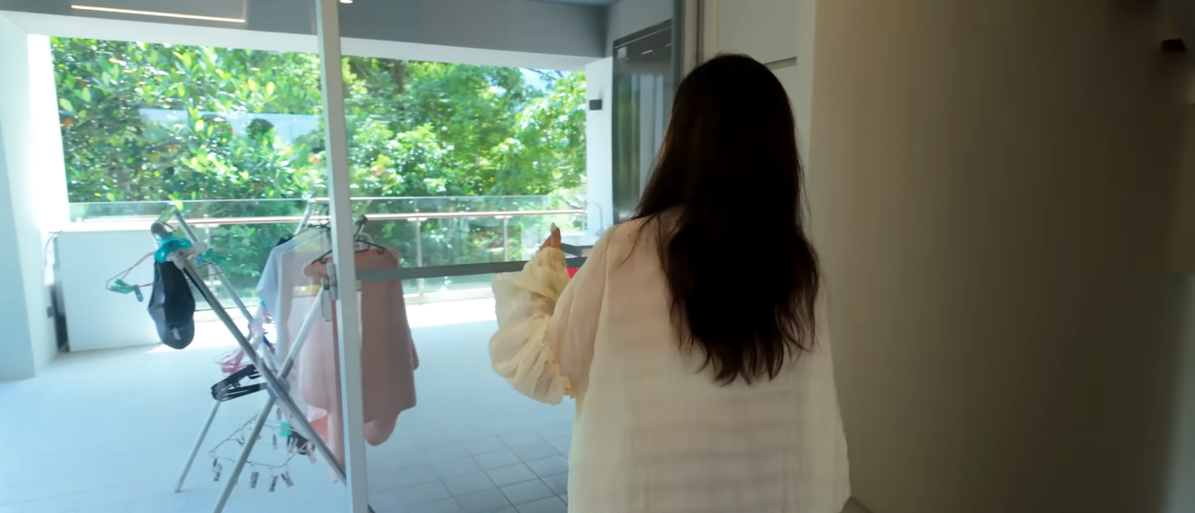 Nữ nghệ sĩ 35 tuổi vừa chăm chồng bệnh nặng vừa xây biệt thự, trả 77 triệu tiền điện vì mắc một sai lầm- Ảnh 12. Nữ nghệ sĩ 35 tuổi vừa chăm chồng bệnh nặng vừa xây biệt thự, trả 77 triệu tiền điện vì mắc một sai lầm- Ảnh 12.