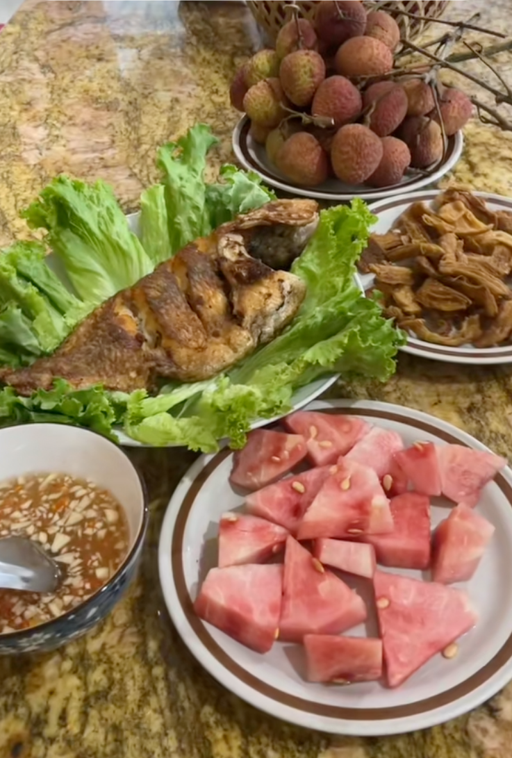 Vợ đảm miền Tây đi chợ hết 90 nghìn/ngày cho gia đình 4 người ăn 2 bữa, mỗi tháng hết 2,7 triệu tiền ăn mà chẳng ai tin nổi- Ảnh 8. Vợ đảm miền Tây đi chợ hết 90 nghìn/ngày cho gia đình 4 người ăn 2 bữa, mỗi tháng hết 2,7 triệu tiền ăn mà chẳng ai tin nổi- Ảnh 8.