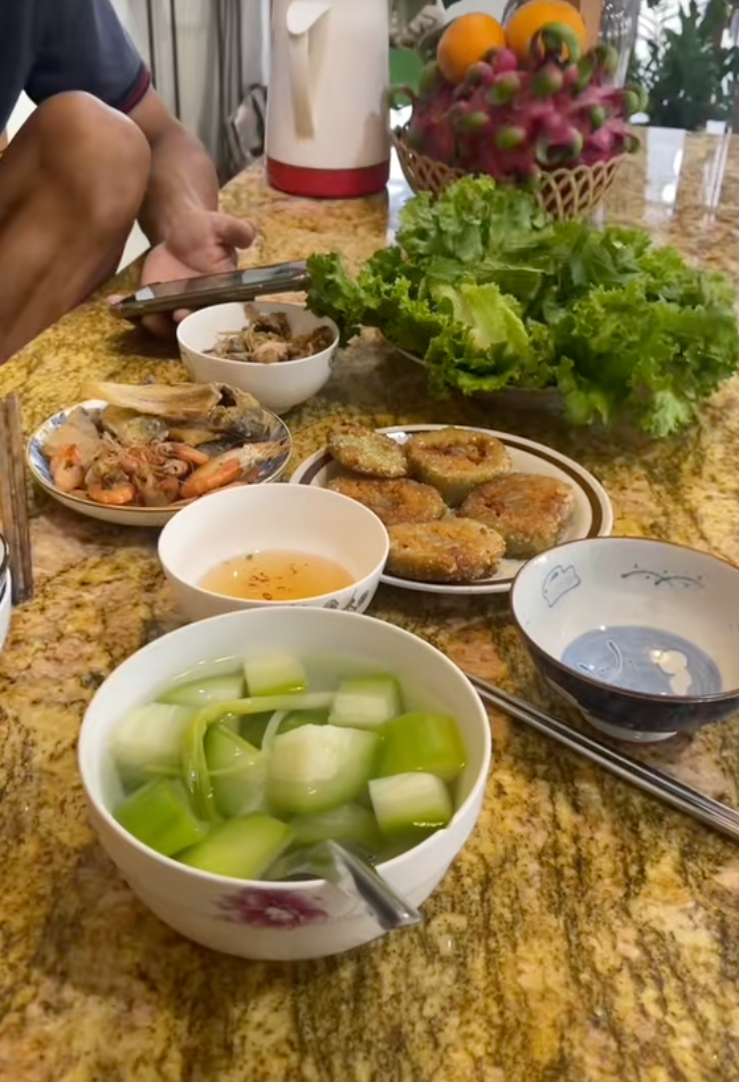 Vợ đảm miền Tây đi chợ hết 90 nghìn/ngày cho gia đình 4 người ăn 2 bữa, mỗi tháng hết 2,7 triệu tiền ăn mà chẳng ai tin nổi- Ảnh 7. Vợ đảm miền Tây đi chợ hết 90 nghìn/ngày cho gia đình 4 người ăn 2 bữa, mỗi tháng hết 2,7 triệu tiền ăn mà chẳng ai tin nổi- Ảnh 7.