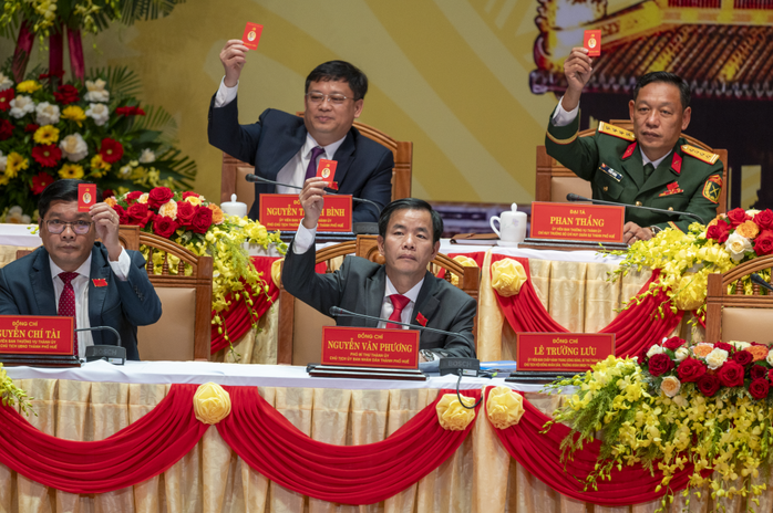 Ông Nguyễn Văn Phương được bầu giữ chức Bí thư Thành uỷ Huế- Ảnh 1.