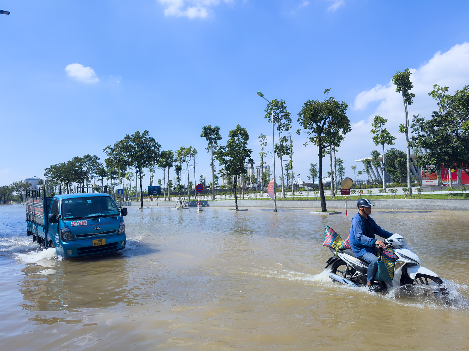 Không tin nổi đây là một nơi ở Hà Nội sau 5 ngày mưa lớn- Ảnh 21.