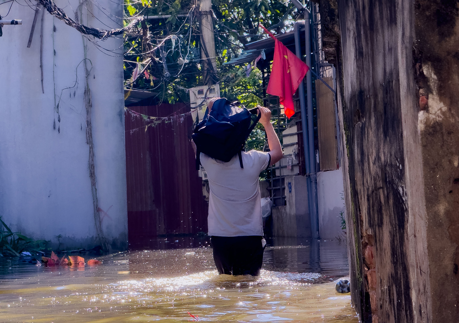 Không tin nổi đây là một nơi ở Hà Nội sau 5 ngày mưa lớn- Ảnh 6.