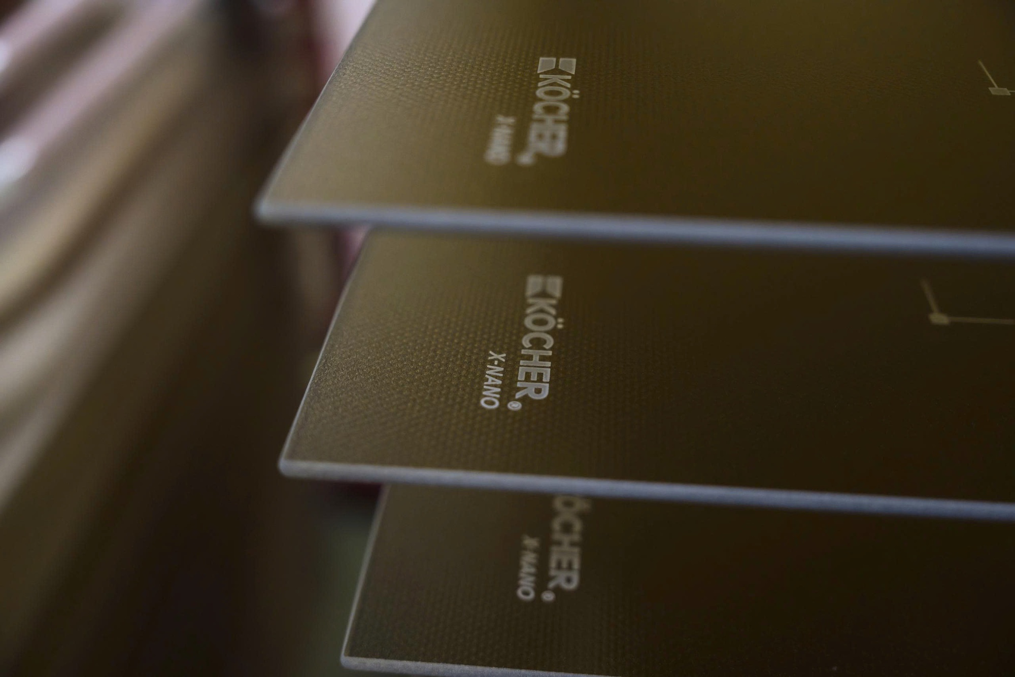 Kocher hợp tác EuroKera, độc quyền mặt kính chống xước X-Nano- Ảnh 2. Kocher hợp tác EuroKera, độc quyền mặt kính chống xước X-Nano- Ảnh 2.