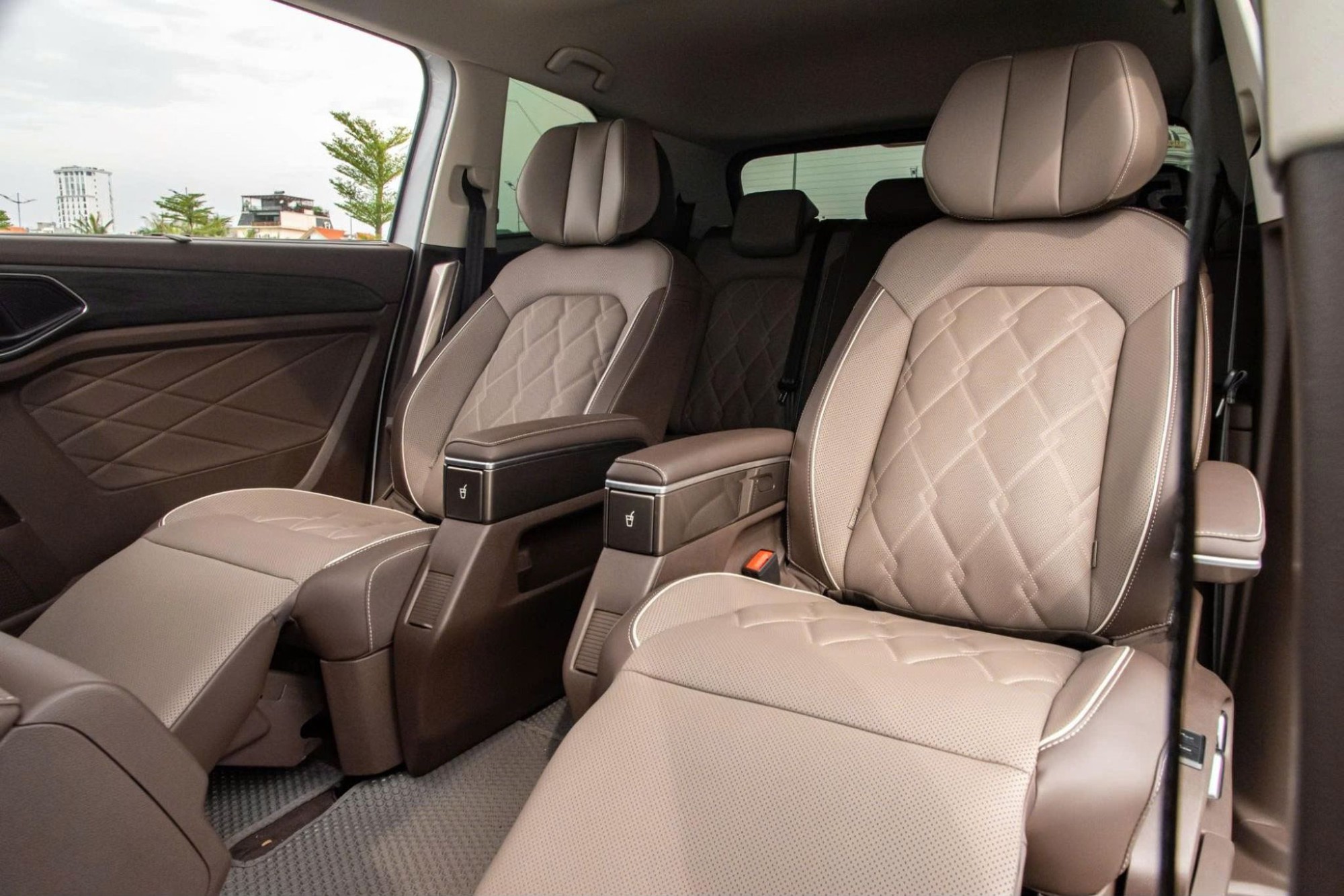 7 điểm khiến Volkswagen Viloran thành Xe Gia đình của năm 2025- Ảnh 2.