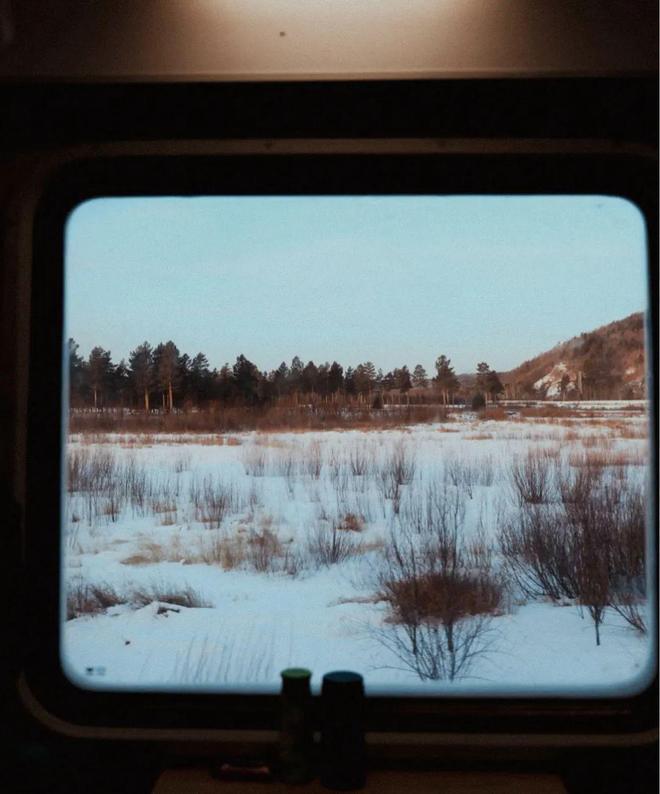 “Chuyến tàu tuyết đẹp nhất Trung Quốc” chạy hơn 1.200 km, giá vé chỉ từ 540.000 đồng, du khách nhận xét: “Như khách sạn di động đi lạc vào thế giới cổ tích”- Ảnh 3. “Chuyến tàu tuyết đẹp nhất Trung Quốc” chạy hơn 1.200 km, giá vé chỉ từ 540.000 đồng, du khách nhận xét: “Như khách sạn di động đi lạc vào thế giới cổ tích”- Ảnh 3.