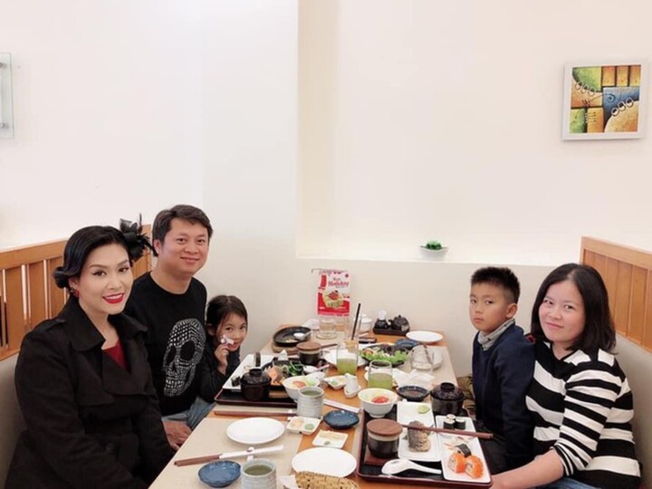 Á quân Olympia từng đóng Phía trước là bầu trời, nay là phó giáo sư ở Australia- Ảnh 4. Á quân Olympia từng đóng Phía trước là bầu trời, nay là phó giáo sư ở Australia- Ảnh 4.