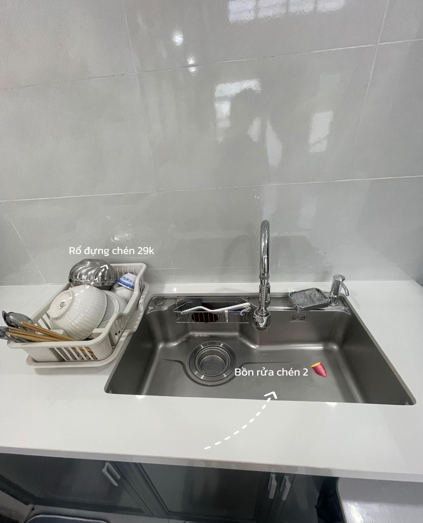 Căn bếp “hệ nghèo” nhưng sang không tưởng: Toàn đồ vài chục nghìn mà sạch như khách sạn- Ảnh 8.