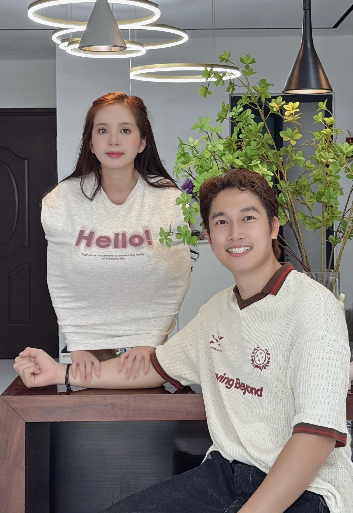 Lễ ăn hỏi Đình Tú - Ngọc Huyền: Cô dâu chú rể lộ diện quá đẹp đôi!- Ảnh 9.