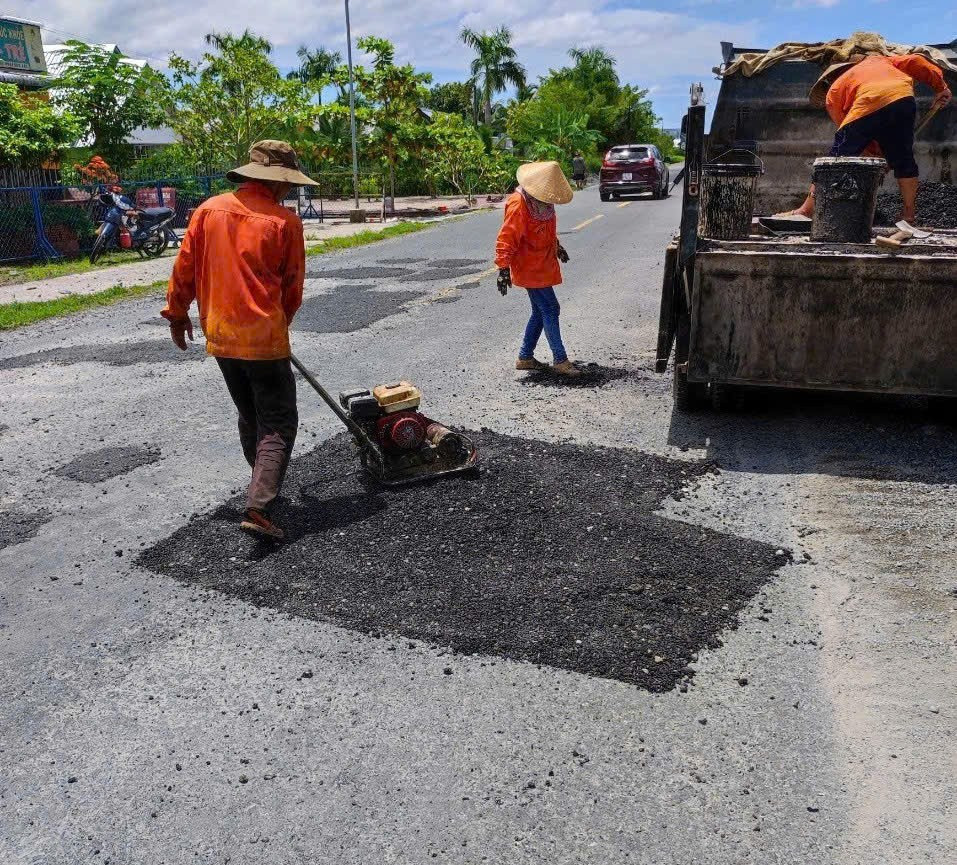 Quốc lộ 1 qua Cà Mau hư hỏng, nhiều ổ gà- Ảnh 7.