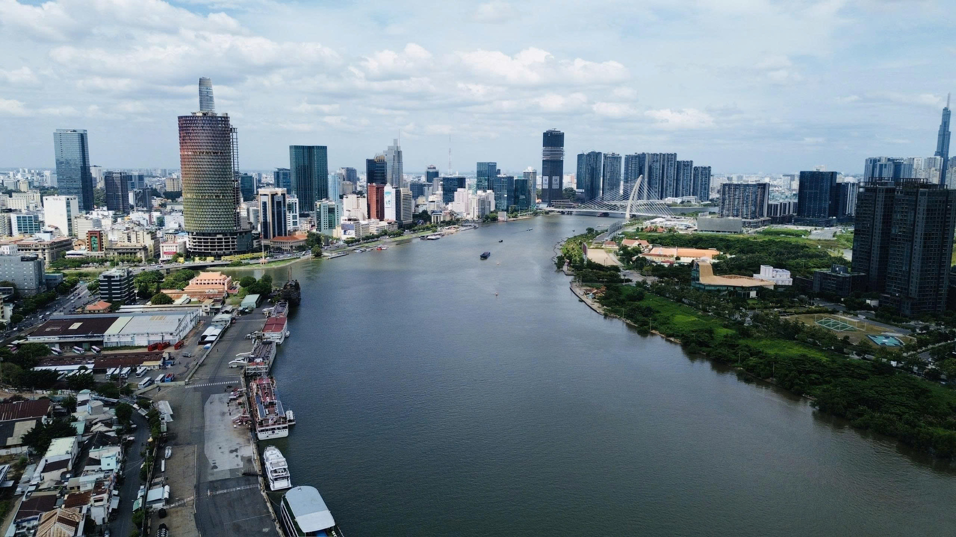 Loạt dự án 'đất vàng' trung tâm TP.HCM dần khởi động sau nhiều năm 'quây tôn'- Ảnh 3. Loạt dự án 'đất vàng' trung tâm TP.HCM dần khởi động sau nhiều năm 'quây tôn'- Ảnh 3.