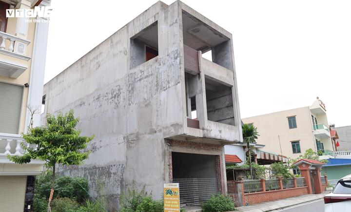 Hy hữu một lô đất cấp 2 sổ đỏ ở Hải Phòng: 'Khổ chủ' xây nhà xong phải bỏ hoang- Ảnh 1. Hy hữu một lô đất cấp 2 sổ đỏ ở Hải Phòng: 'Khổ chủ' xây nhà xong phải bỏ hoang- Ảnh 1.