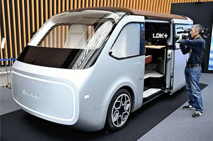 Sharp chuẩn bị tung ra mẫu xe điện ý tưởng có phòng chiếu phim- Ảnh 1. Sharp chuẩn bị tung ra mẫu xe điện ý tưởng có phòng chiếu phim- Ảnh 1.