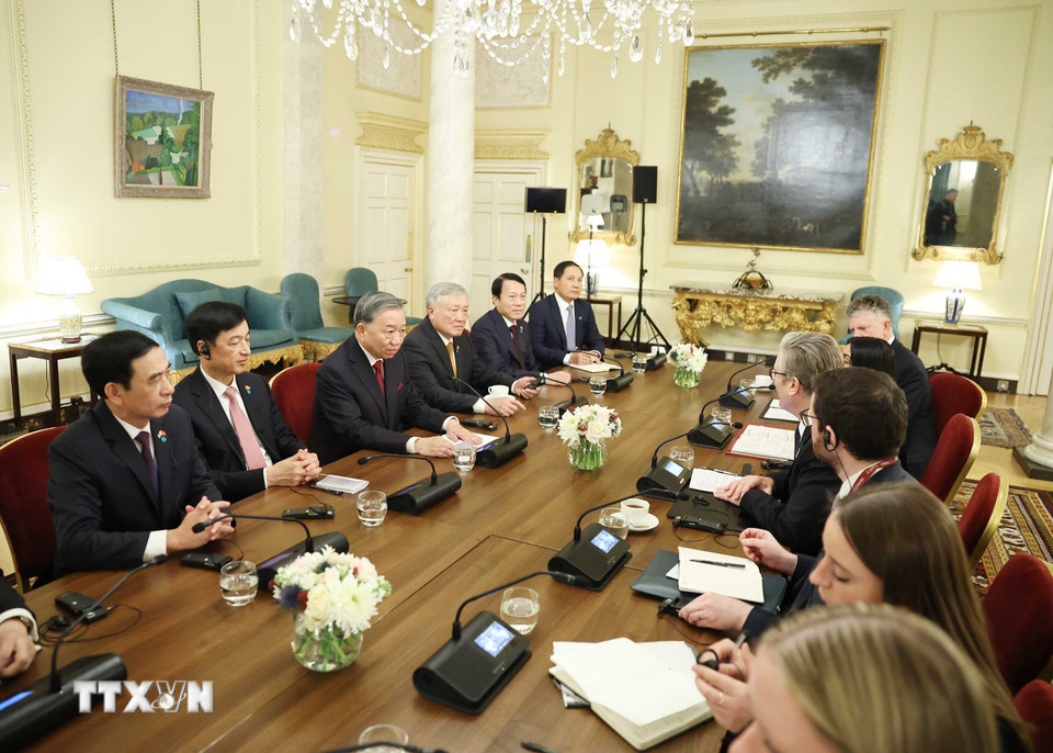 Việt Nam-Anh nâng cấp quan hệ lên Đối tác chiến lược toàn diện- Ảnh 7. Việt Nam-Anh nâng cấp quan hệ lên Đối tác chiến lược toàn diện- Ảnh 7.