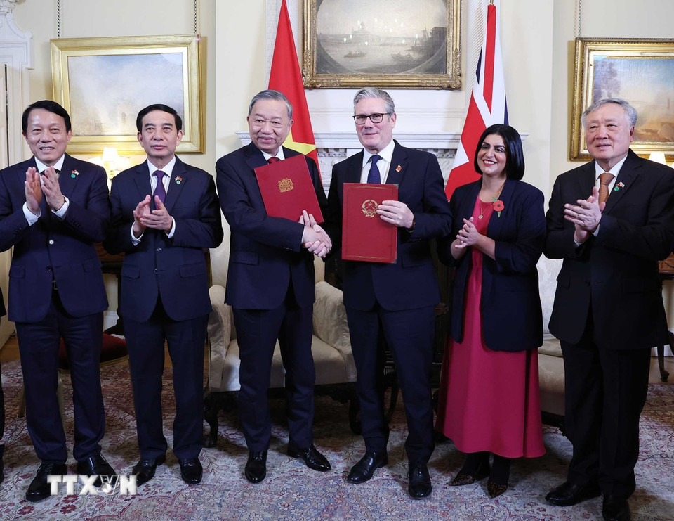 Việt Nam-Anh nâng cấp quan hệ lên Đối tác chiến lược toàn diện- Ảnh 9. Việt Nam-Anh nâng cấp quan hệ lên Đối tác chiến lược toàn diện- Ảnh 9.