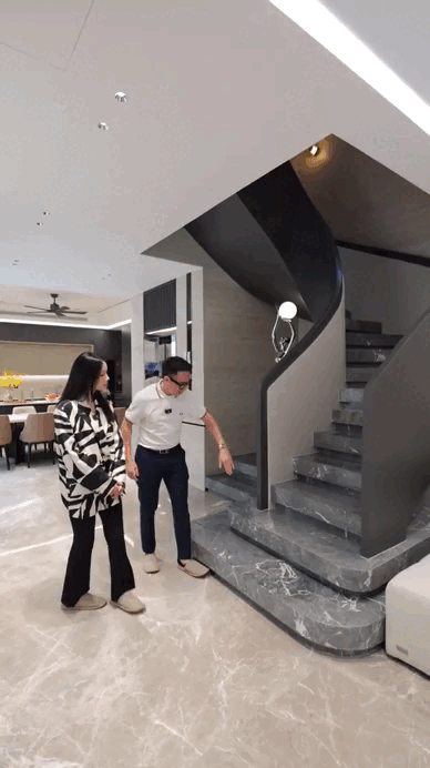 Biệt thự của Đoàn Văn Hậu - Doãn Hải My bị chê- Ảnh 3.