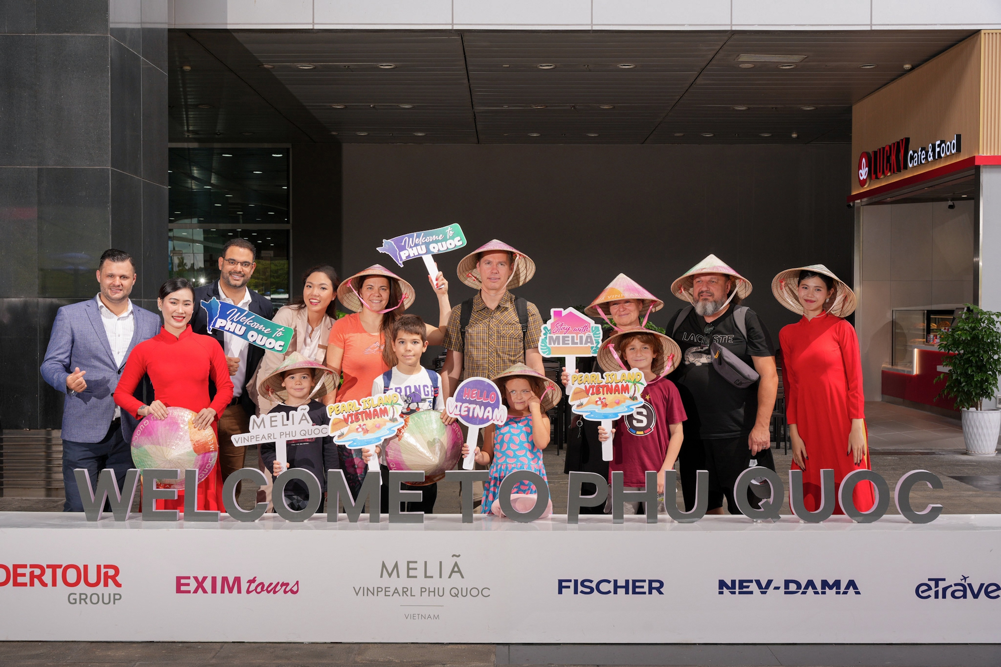 Tổng giám đốc Mario Caballero: “Phú Quốc vươn tầm với kỳ nghỉ trọn gói”- Ảnh 1. Tổng giám đốc Mario Caballero: “Phú Quốc vươn tầm với kỳ nghỉ trọn gói”- Ảnh 1.