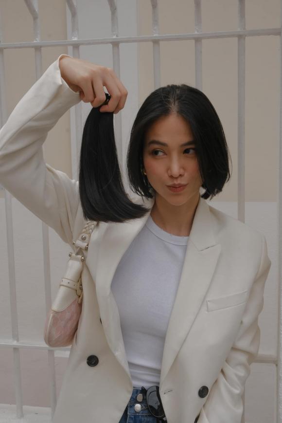 Vụ Nhã Phương hiến tóc nhuộm gây tranh cãi: Người trong cuộc và phía đơn vị nhận nói gì?- Ảnh 6. Vụ Nhã Phương hiến tóc nhuộm gây tranh cãi: Người trong cuộc và phía đơn vị nhận nói gì?- Ảnh 6.