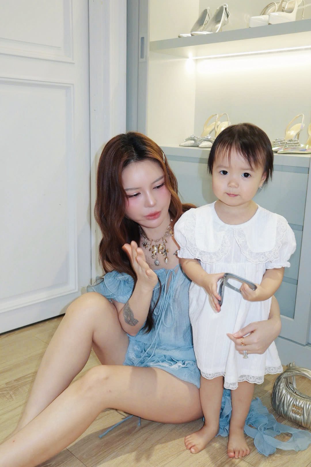 Cho con học trường quốc tế với học phí 400 triệu/năm, bố bỉm Tuấn Dương Cho con học trường quốc tế với học phí 400 triệu/năm, bố bỉm Tuấn Dương