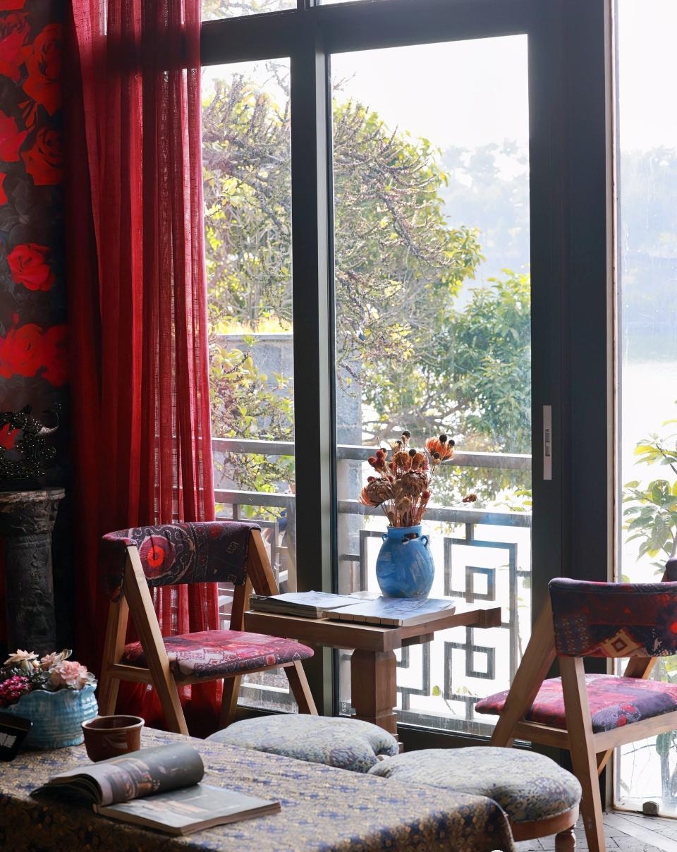 Nữ nghệ sĩ 30 năm không ăn cơm sở hữu biệt thự  Nữ nghệ sĩ 30 năm không ăn cơm sở hữu biệt thự