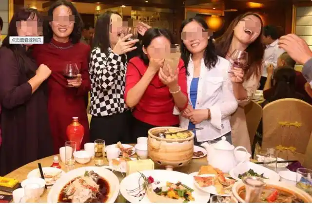 Đi họp lớp, bữa ăn tốn hơn 3 triệu: Chứng kiến hành động của bạn cũ khi ấy, tôi thề sẽ không bao giờ có lần sau- Ảnh 2. Đi họp lớp, bữa ăn tốn hơn 3 triệu: Chứng kiến hành động của bạn cũ khi ấy, tôi thề sẽ không bao giờ có lần sau- Ảnh 2.