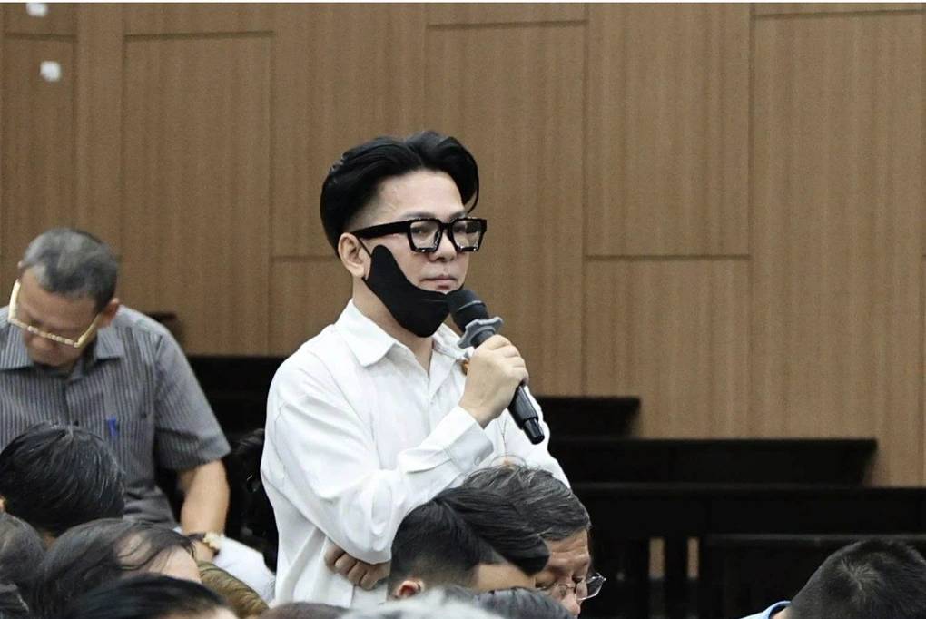 Ca sĩ Vũ Hà khai gì về lần chơi duy nhất tại khách sạn Pullman?- Ảnh 1. Ca sĩ Vũ Hà khai gì về lần chơi duy nhất tại khách sạn Pullman?- Ảnh 1.