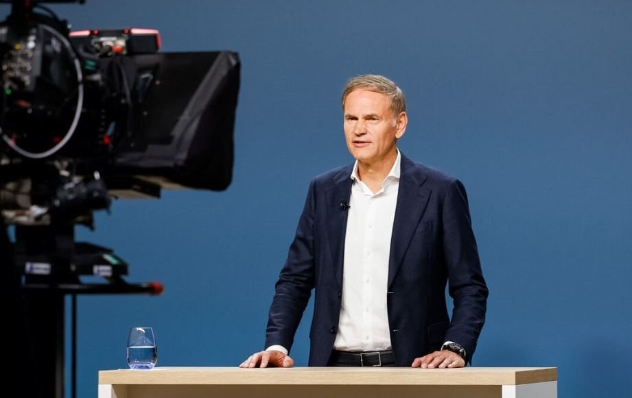 Bóng đen tại Volkswagen: Lỗ 1,5 tỷ USD/quý, hiện đang thiếu chip nghiêm trọng- Ảnh 1. Bóng đen tại Volkswagen: Lỗ 1,5 tỷ USD/quý, hiện đang thiếu chip nghiêm trọng- Ảnh 1.