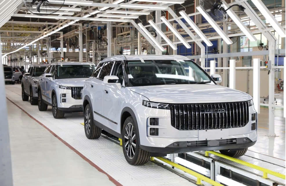 Thêm một nhà máy sản xuất ô tô khởi công tại Việt Nam: Vốn đầu từ gần 8.400 tỷ đồng, diện tích hơn 380.000 m², công suất 120.000 xe/năm- Ảnh 3. Thêm một nhà máy sản xuất ô tô khởi công tại Việt Nam: Vốn đầu từ gần 8.400 tỷ đồng, diện tích hơn 380.000 m², công suất 120.000 xe/năm- Ảnh 3.