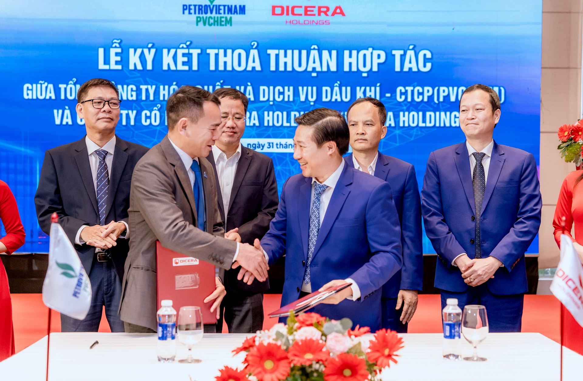 DICERA Holdings (DC4) báo lãi quý 3 tăng gần 70%, bắt tay với 'ông lớn' Dầu khí- Ảnh 1. DICERA Holdings (DC4) báo lãi quý 3 tăng gần 70%, bắt tay với 'ông lớn' Dầu khí- Ảnh 1.