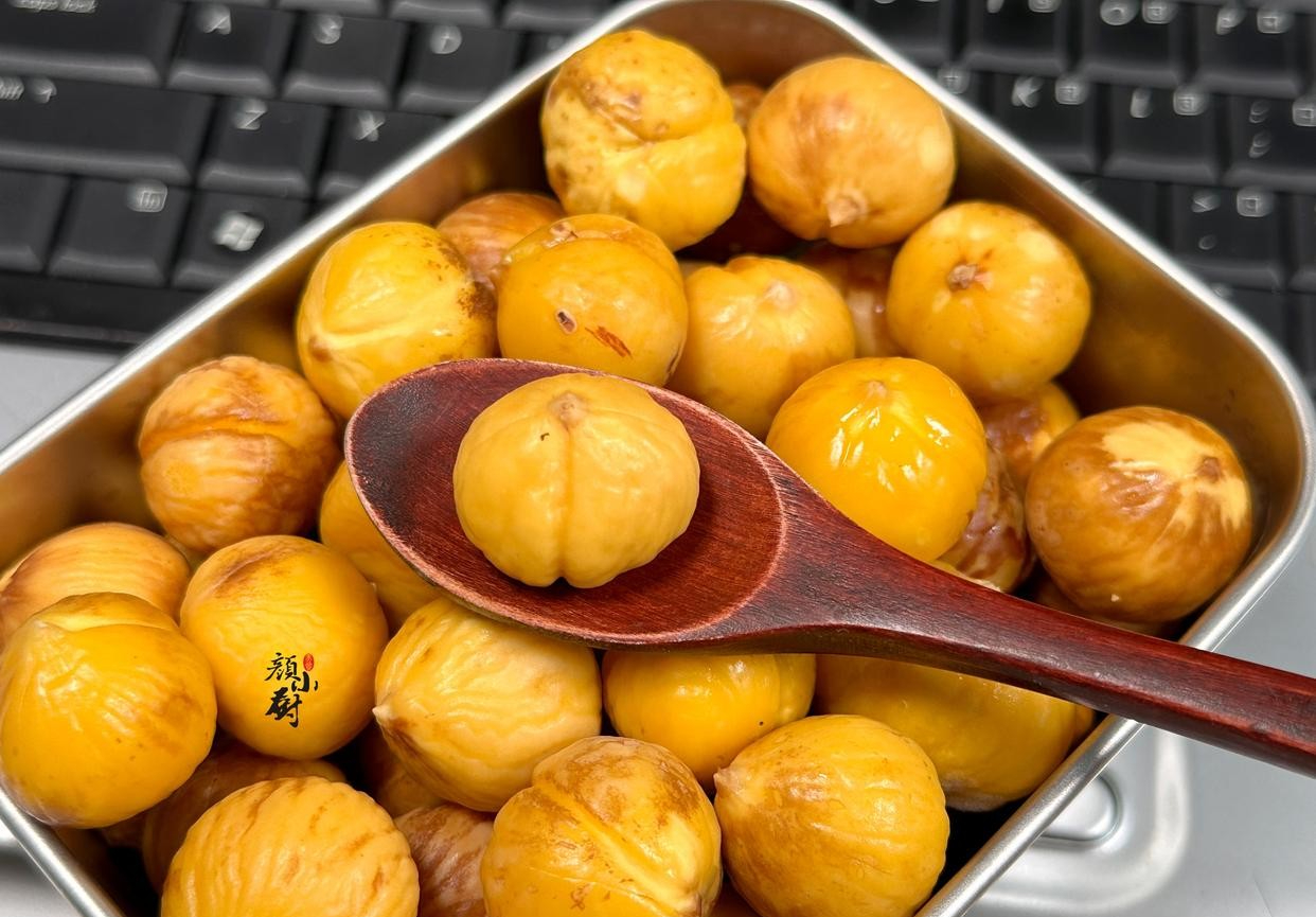 Bí quyết cấp đông hạt dẻ chuẩn bếp nhà: Lấy ra nấu ngay, dẻo bùi như mới bóc, trữ một lần ăn ngon tới Tết- Ảnh 6. Bí quyết cấp đông hạt dẻ chuẩn bếp nhà: Lấy ra nấu ngay, dẻo bùi như mới bóc, trữ một lần ăn ngon tới Tết- Ảnh 6.