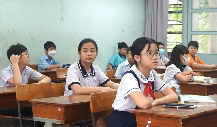 Lịch nghỉ Tết Dương lịch 2026 của học sinh Hà Nội- Ảnh 1.