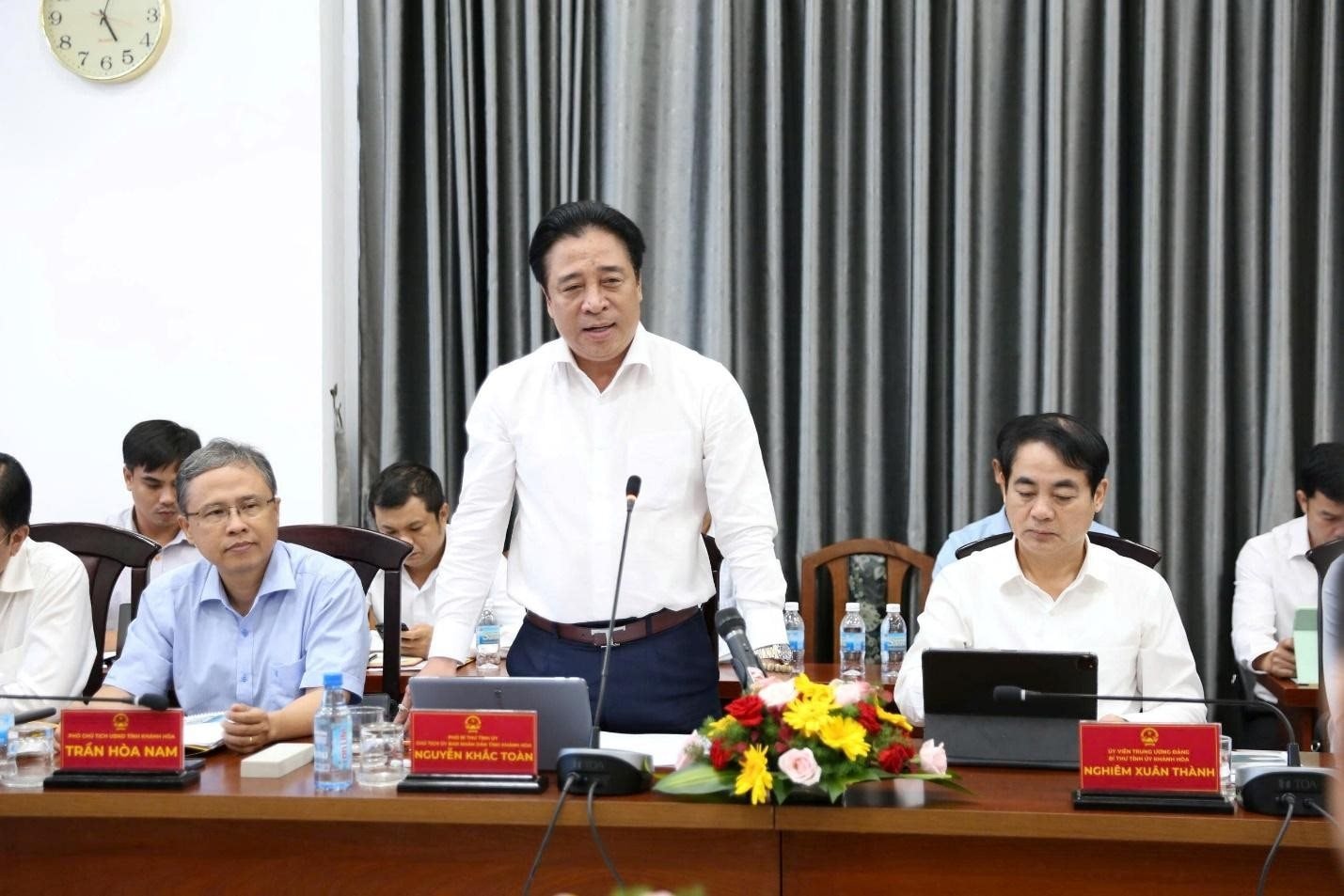 Bầu Hiển muốn đầu tư tổ hợp DVTM- golf 23.000 tỷ và 2 Khu công nghiệp hàng trăm ha tại Khánh Hoà- Ảnh 3. Bầu Hiển muốn đầu tư tổ hợp DVTM- golf 23.000 tỷ và 2 Khu công nghiệp hàng trăm ha tại Khánh Hoà- Ảnh 3.