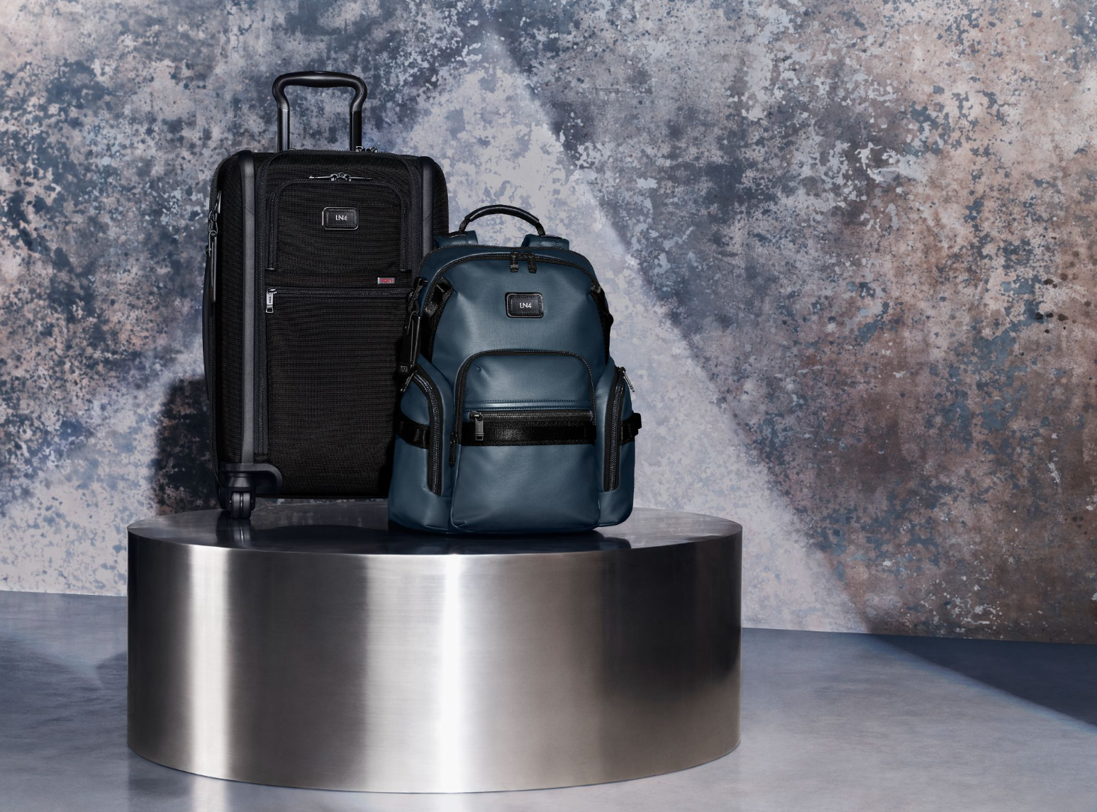 Cuộc “hội ngộ” không ngờ của golfer số 1 thế giới và huyền thoại đua xe F1 trong chiến dịch đặc biệt- Ảnh 3. Cuộc “hội ngộ” không ngờ của golfer số 1 thế giới và huyền thoại đua xe F1 trong chiến dịch đặc biệt- Ảnh 3.