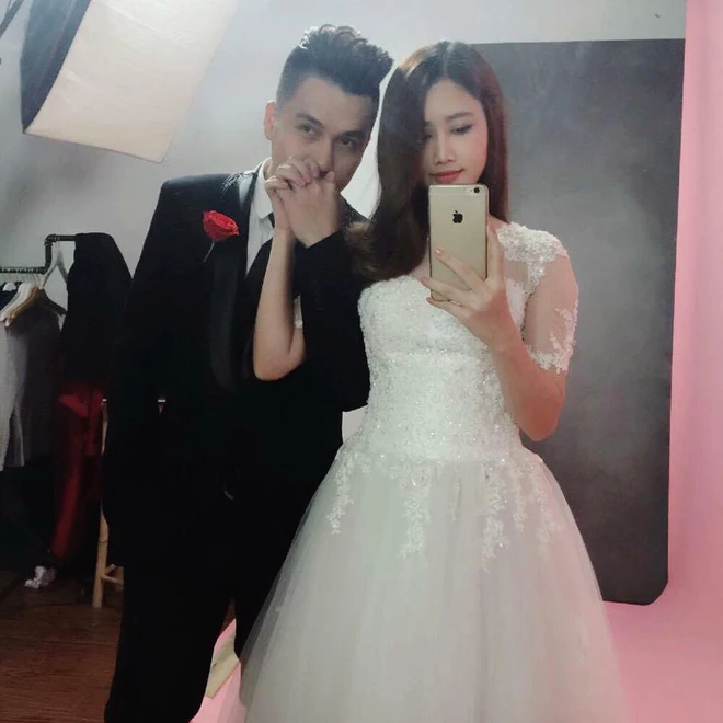 Nam ca sĩ ngồi không cũng có nửa tỷ mỗi tháng: Có 3 nhà ở Mỹ, 1 nhà ở Việt Nam, vợ 9x cực nóng bỏng- Ảnh 2. Nam ca sĩ ngồi không cũng có nửa tỷ mỗi tháng: Có 3 nhà ở Mỹ, 1 nhà ở Việt Nam, vợ 9x cực nóng bỏng- Ảnh 2.