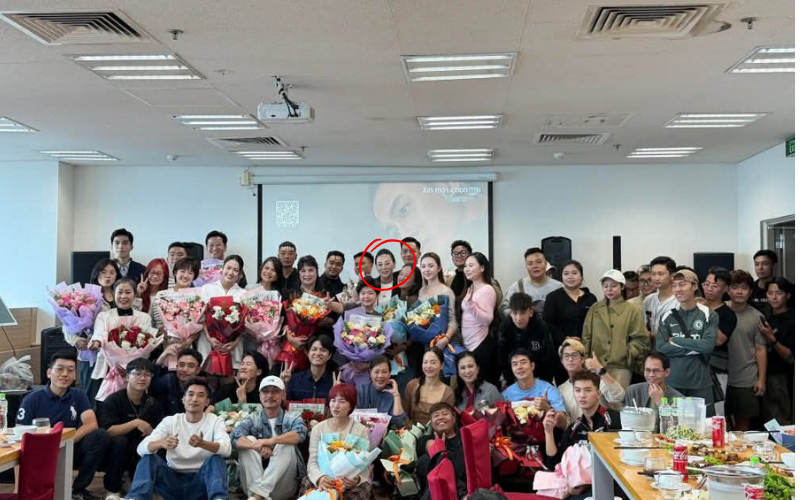 Hình ảnh mới nhất của Phương Oanh khiến nhiều người thở phào nhẹ nhõm- Ảnh 1. Hình ảnh mới nhất của Phương Oanh khiến nhiều người thở phào nhẹ nhõm- Ảnh 1.