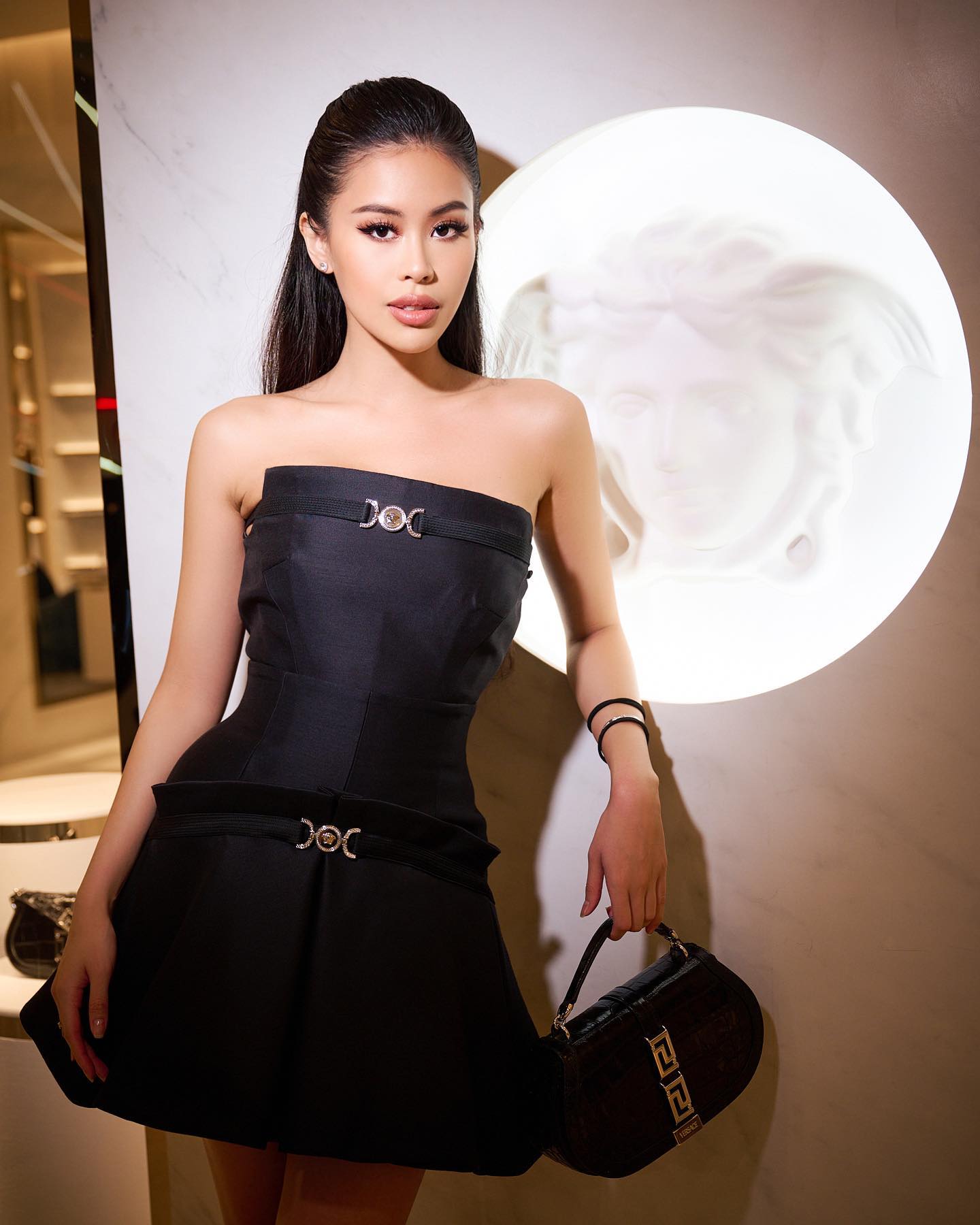 "Tài sản thừa kế" đắt giá nhất của Tiên Nguyễn- Ảnh 11. "Tài sản thừa kế" đắt giá nhất của Tiên Nguyễn- Ảnh 11.