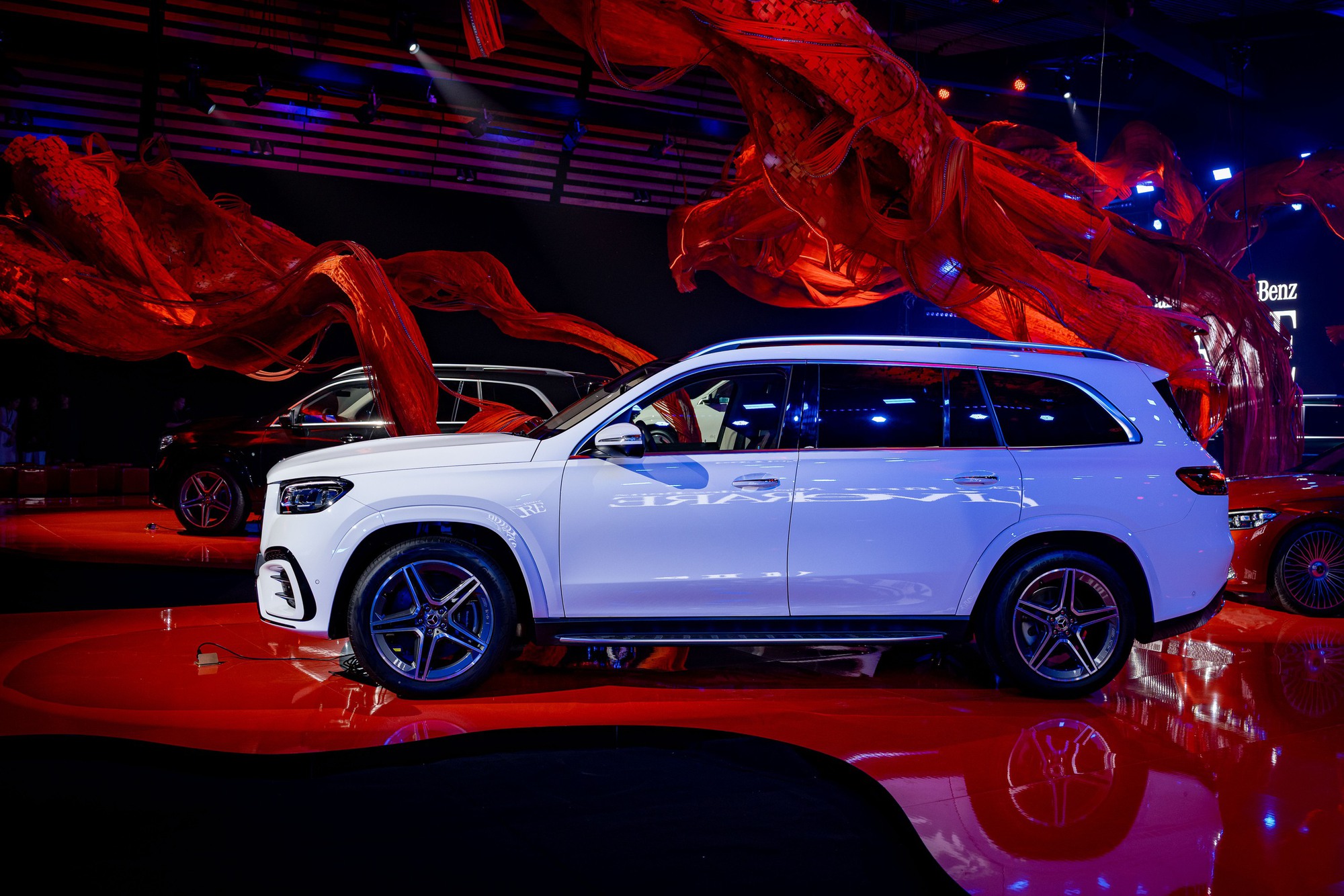 Mercedes-Benz GLS 450 4Matic bản giới hạn chỉ 30 chiếc tại Việt Nam, giá 6 tỷ đồng- Ảnh 3.