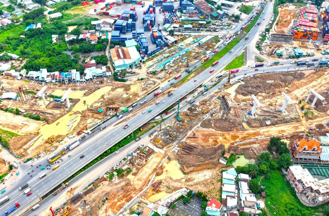 TPHCM tăng tốc giải ngân với các dự án hạ tầng trọng điểm- Ảnh 1.