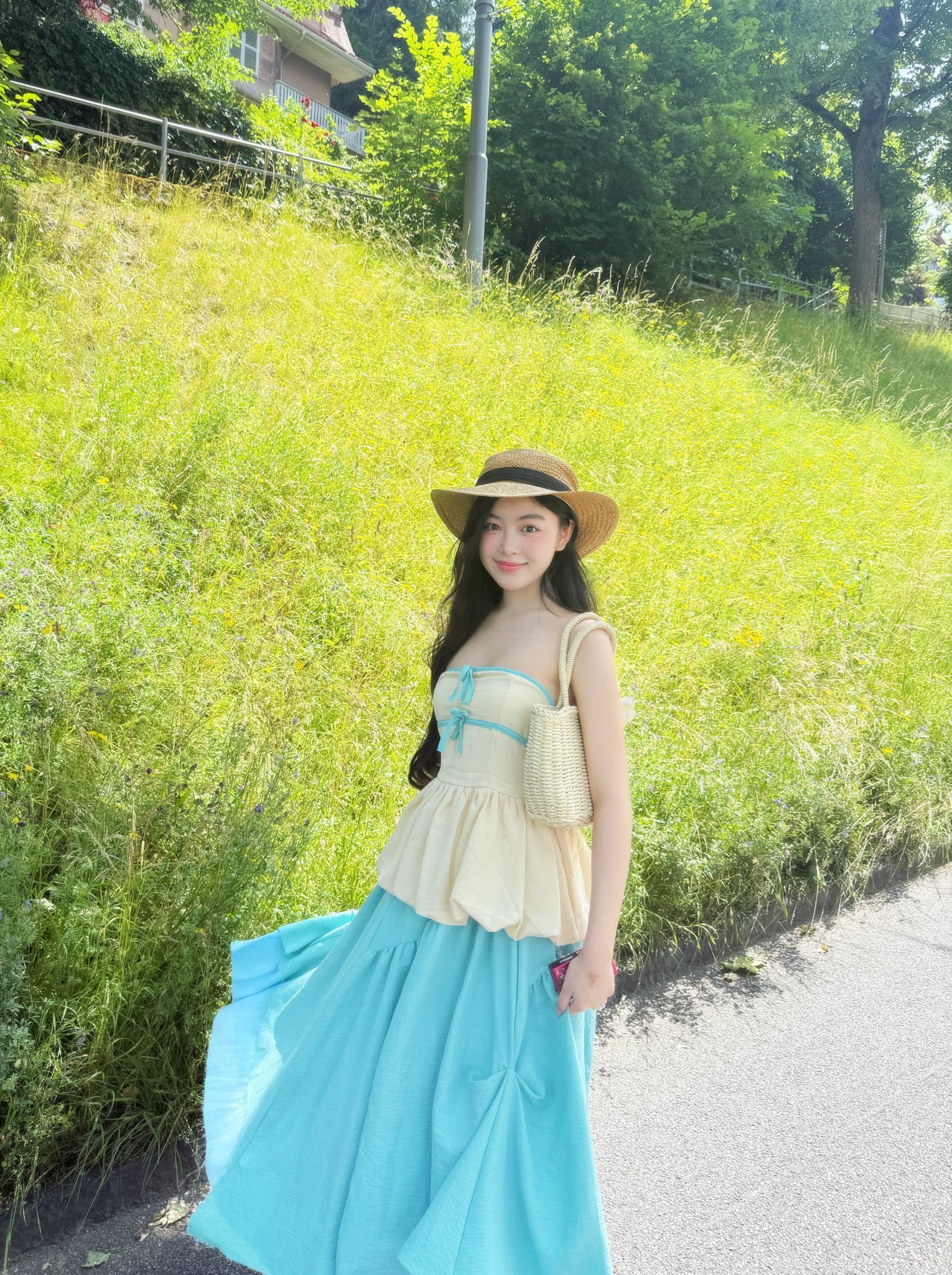 Con gái Phó chủ tịch Hội điện ảnh Việt Nam xuất hiện gây chú ý- Ảnh 7. Con gái Phó chủ tịch Hội điện ảnh Việt Nam xuất hiện gây chú ý- Ảnh 7.