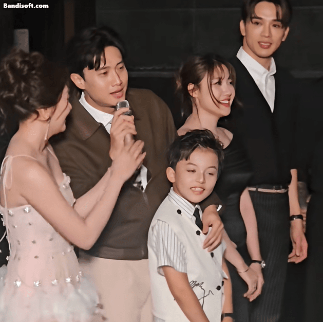 Quốc Trường lại lộ hint phim giả tình thật cực đáng nghi, danh tính nhà gái khiến ai cũng sốc- Ảnh 4. Quốc Trường lại lộ hint phim giả tình thật cực đáng nghi, danh tính nhà gái khiến ai cũng sốc- Ảnh 4.