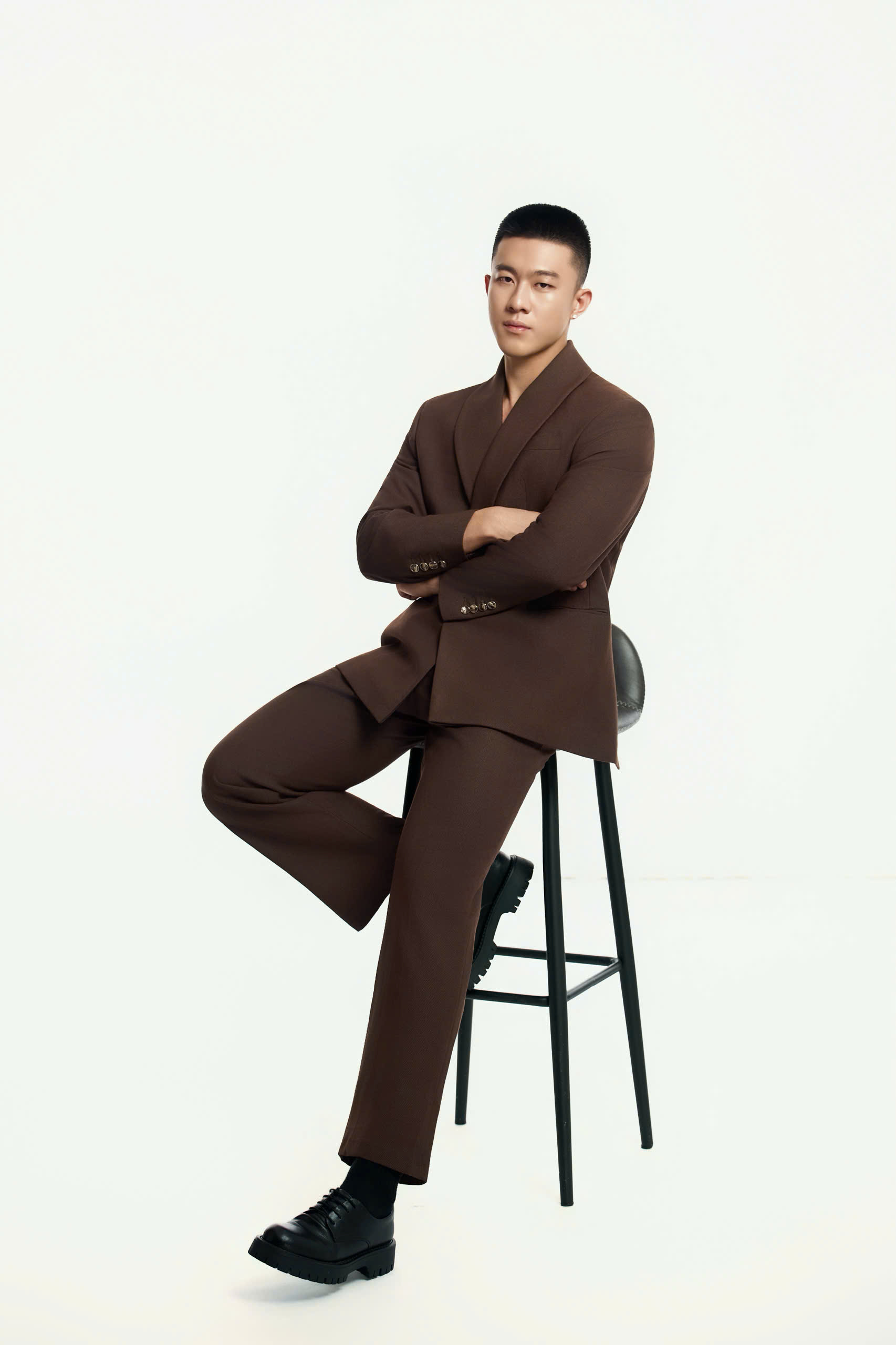 Trưởng phòng kinh doanh sinh năm 1999 tự tin chinh chiến đấu trường quốc tế, chia sẻ trải nghiệm "chạy sô" có một không hai- Ảnh 3. Trưởng phòng kinh doanh sinh năm 1999 tự tin chinh chiến đấu trường quốc tế, chia sẻ trải nghiệm "chạy sô" có một không hai- Ảnh 3.