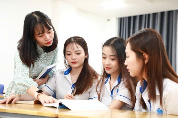 Đề xuất bỏ chức danh trợ giảng, không phân hạng giảng viên đại học- Ảnh 1. Đề xuất bỏ chức danh trợ giảng, không phân hạng giảng viên đại học- Ảnh 1.