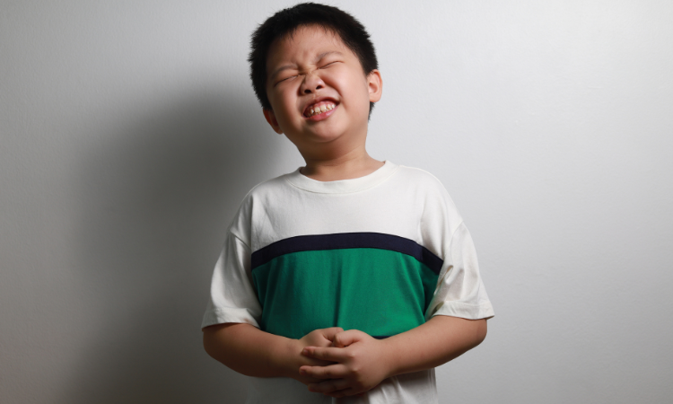 Bé trai 8 tuổi được chẩn đoán mắc ung t…
