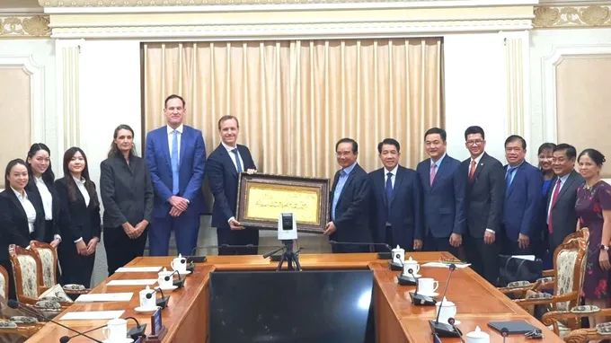 Chi hàng trăm triệu USD thâu tóm các nhà máy từ CJ và Masan, 1 tập đoàn Hà Lan lên kế hoạch dịch chuyển trụ sở chính châu Á về TP.HCM- Ảnh 3.