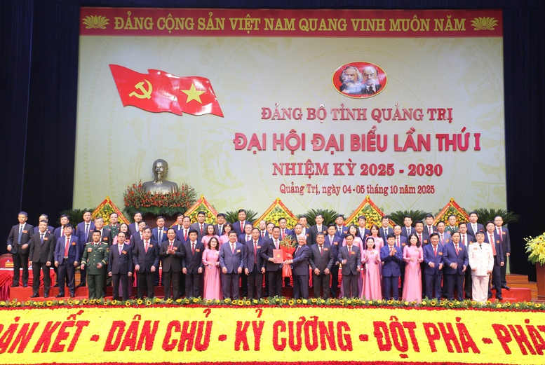 Chỉ định Bí thư, các Phó Bí thư Tỉnh ủy Quảng Trị nhiệm kỳ 2025 – 2030- Ảnh 1.